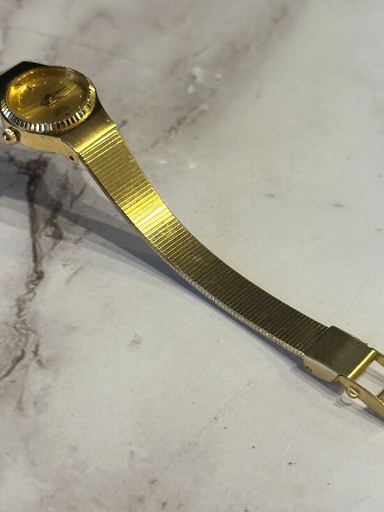 Vintage Pulsar Womens Watch Gold Tone Small Dial 15MM New Battery 5.75 Inch
